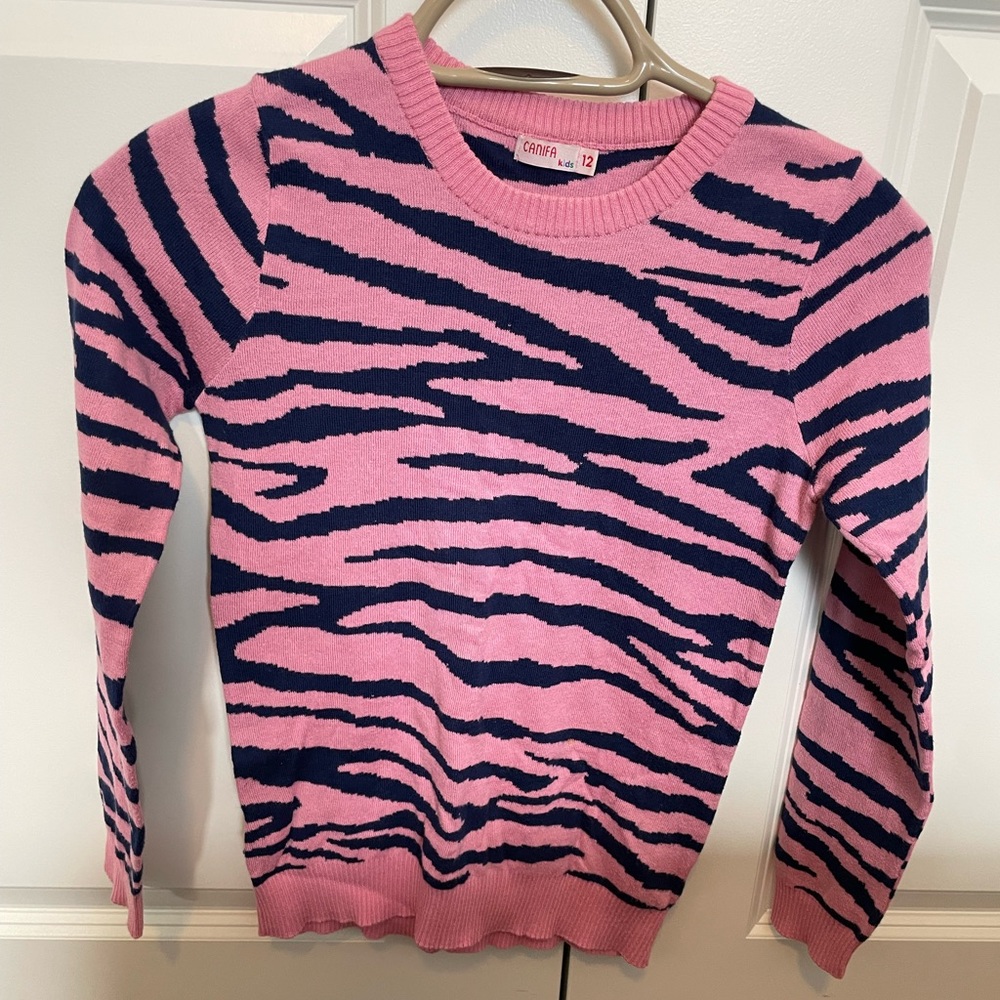 Kid pink sweater